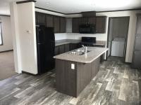 2019 Champion RA2860209 Mobile Home