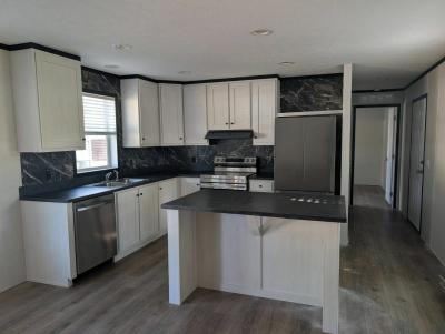 Mobile Home at 10195 Clouchester Rd Lot 419 Indianapolis, IN 46234