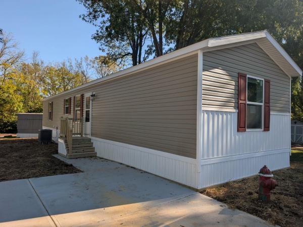 2027 Clayton Homes Inc Clear Choice Mobile Home