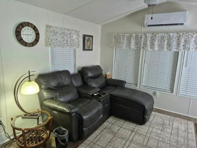 Photo 4 of 23 of home located at 38 Connie Dr Lake Placid, FL 33852