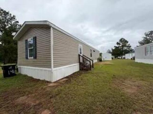 Photo 1 of 2 of home located at 229 Porpoise Cir Fayetteville, NC 28306