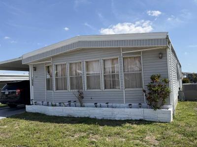 Photo 4 of 8 of home located at 909 Calamondin Ct North Fort Myers, FL 33917