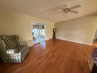 Photo 4 of 23 of home located at 70 Perry's Lane Manahawkin, NJ 08050