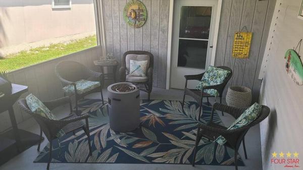 1993 PALM  Home