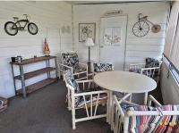 1987 Delo  Home
