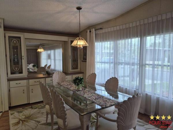 1987 Delo  Home