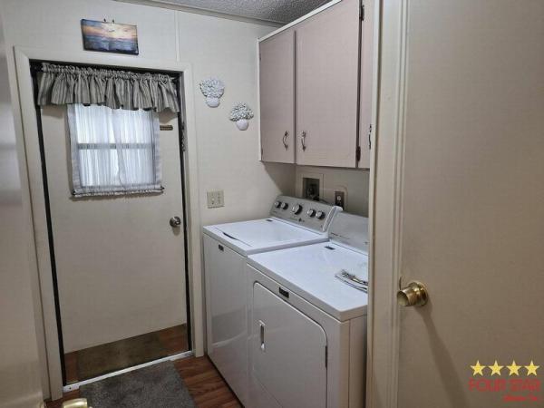 1987 Delo  Home
