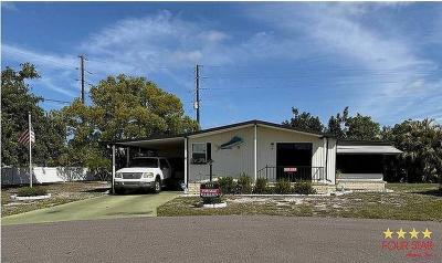 Mobile Home at 6 Moss Ct Palmetto, FL 34221