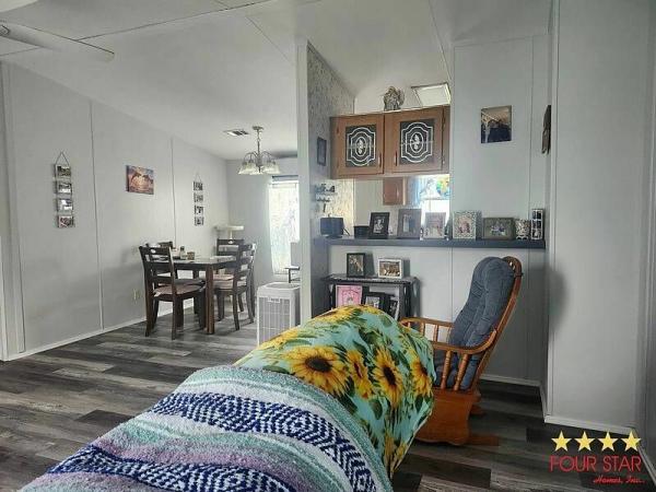 2000 SKYL  Home