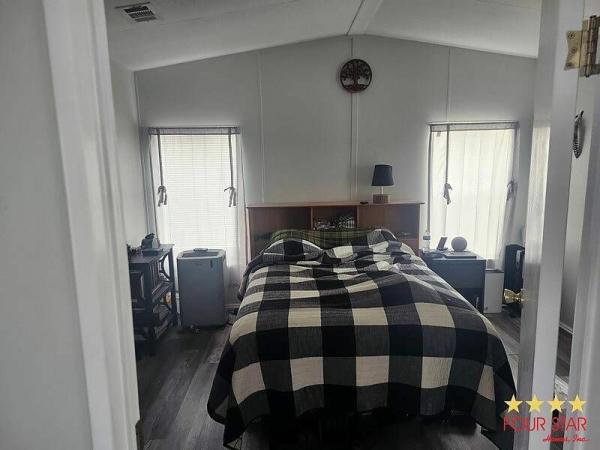 2000 SKYL  Home