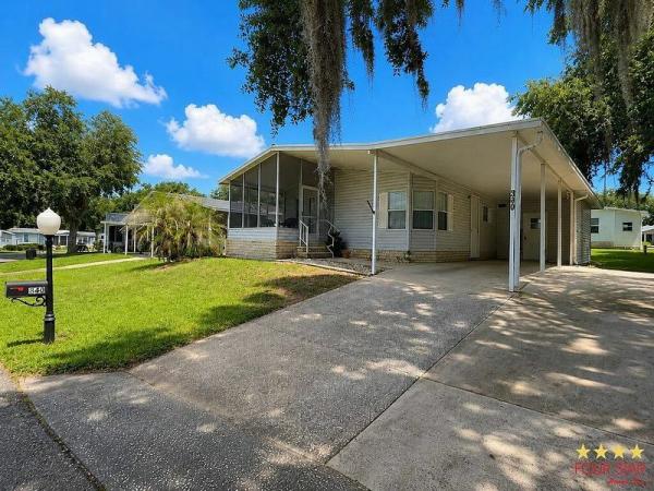 Photo 1 of 2 of home located at 340 Kingslake Debary, FL 32713
