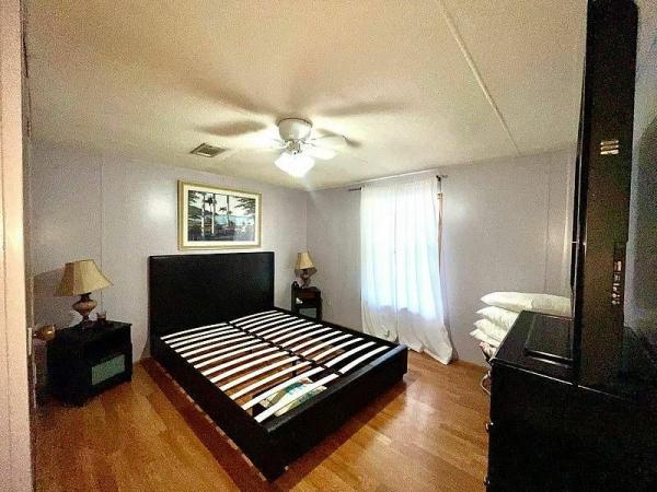 2002 Fleetwood  Home