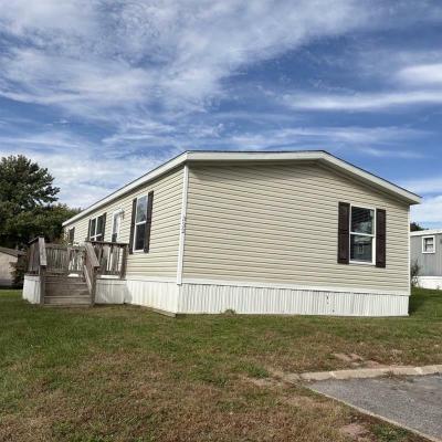 Mobile Home at 7120 N. 111th Plaza #332 Omaha, NE 68142