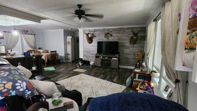 Photo 4 of 16 of home located at 37 Fernwood Dr. Fayetteville, GA 30214