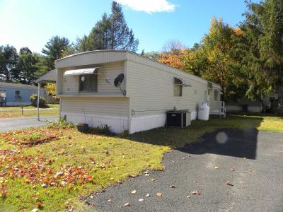 Photo 5 of 21 of home located at 78 Martindale Court Clifton Park, NY 12065