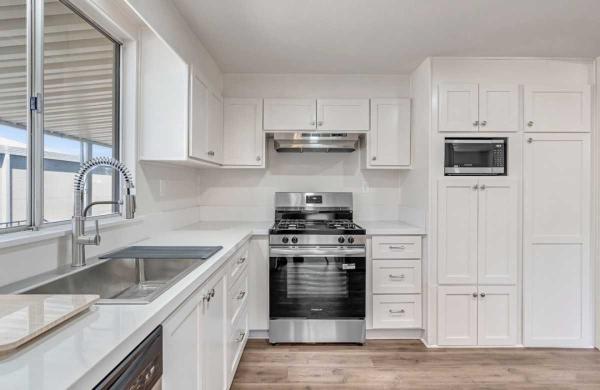 1971 Silvercrest Mobile Home For Sale