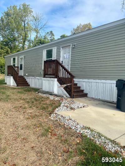 Mobile Home at Grand Oaks *See Funding Addy* 167 Tulip Dr # 167 Fenton, MO 63026