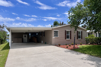 Mobile Home at 1053 West Lakeview Drive Sebastian, FL 32958