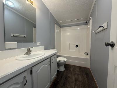 Photo 3 of 8 of home located at 4183 Knightsbridge Lane Jackson, MI 49201