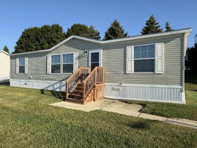 Photo 1 of 10 of home located at 1988 White Oak Lane Ypsilanti, MI 48198