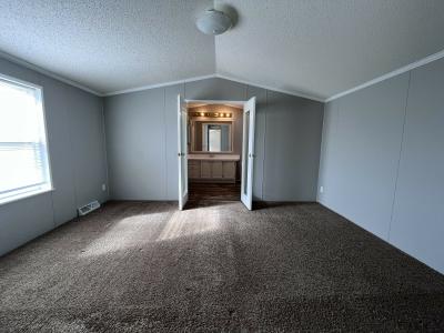 Photo 2 of 9 of home located at 4750 Runton Ct Sterling Heights, MI 48310