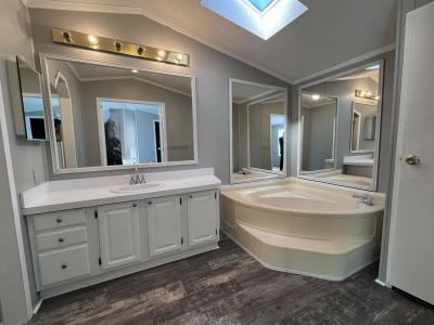 Photo 3 of 9 of home located at 4750 Runton Ct Sterling Heights, MI 48310
