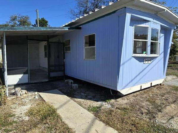1972 HOLL Mobile Home For Sale