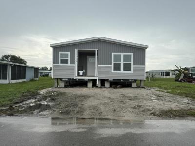 Photo 2 of 6 of home located at 7715 Laurel Way Ellenton, FL 34222