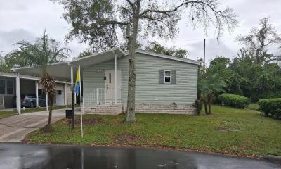 Photo 2 of 32 of home located at 1184 Windmill Grove Circle Orlando, FL 32828