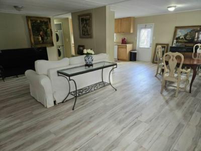 Photo 2 of 21 of home located at 11 Lisa Lane Greenacres, FL 33463