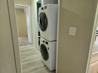 Photo 5 of 21 of home located at 11 Lisa Lane Greenacres, FL 33463
