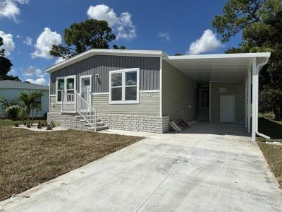 Photo 5 of 21 of home located at 19413 Bermuda Court North Fort Myers, FL 33903