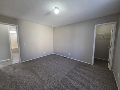 Photo 4 of 9 of home located at 6102 Hickory Trail White Lake, MI 48383