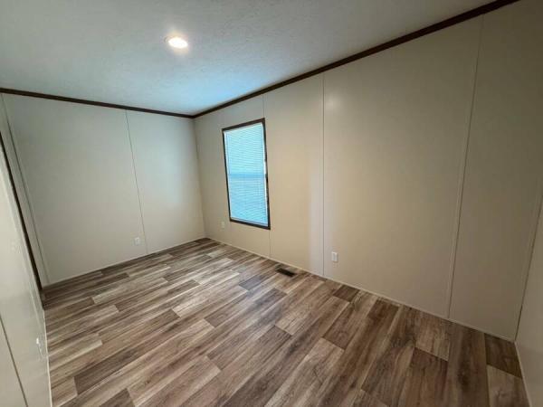2023 35MYO16562AH23  Home