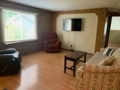 Photo 5 of 8 of home located at 2796 S Main Rd #076 Lebanon, OR 97355