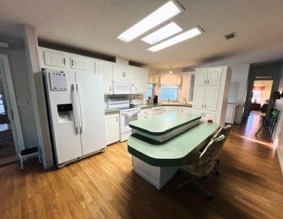 Photo 5 of 32 of home located at 250 Gardenia Lane Parrish, FL 34219