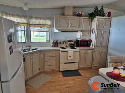 Photo 3 of 39 of home located at 457 Carnation Drive Fruitland Park, FL 34731