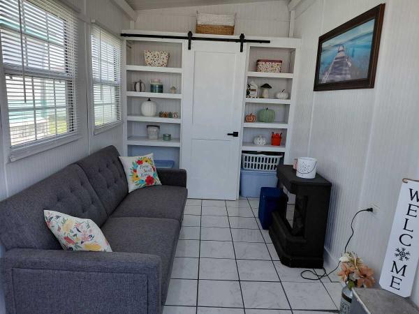 1983 Town Mobile Home For Sale