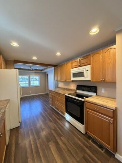 Photo 4 of 15 of home located at 517B Bailey Street Hamilton, OH 45011