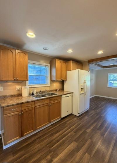 Photo 5 of 15 of home located at 517B Bailey Street Hamilton, OH 45011