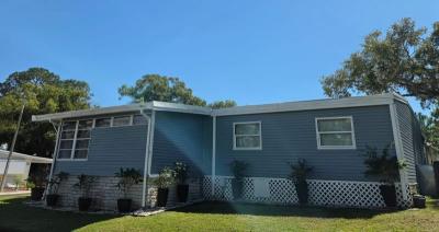Photo 2 of 21 of home located at 3432 State Road 580, Lot 350 Safety Harbor, FL 34695