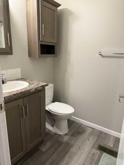 Photo 5 of 8 of home located at 239 Kingsway Dr North Mankato, MN 56003