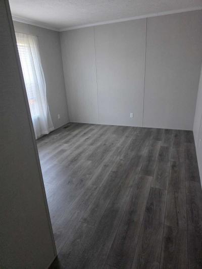 Photo 3 of 4 of home located at 6776 Bonesteel Columbus, IN 47201
