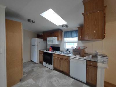 Photo 5 of 14 of home located at 327 Legrand Blvd. #275 White Lake, MI 48383