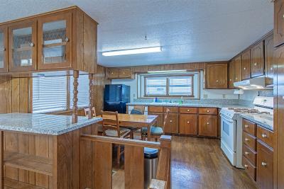 Photo 5 of 17 of home located at 5805 W. Harmon Ave. Las Vegas, NV 89103