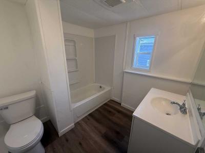 Photo 5 of 10 of home located at 1712 S. Dixie Hwy #47 Crete, IL 60417