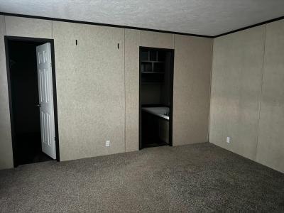 Photo 5 of 11 of home located at 31888 Alabama 75 Oneonta, AL 35121