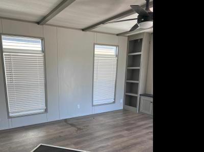 Photo 5 of 14 of home located at 14258 Airline Highway Gonzales, LA 70737