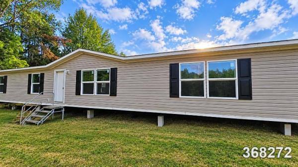 Photo 1 of 2 of home located at Columbus Mobile Home Broker I Po Box 9647 Columbus, MS 39705
