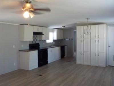 Photo 2 of 15 of home located at 11555 Culebra Road Site #17A San Antonio, TX 78253